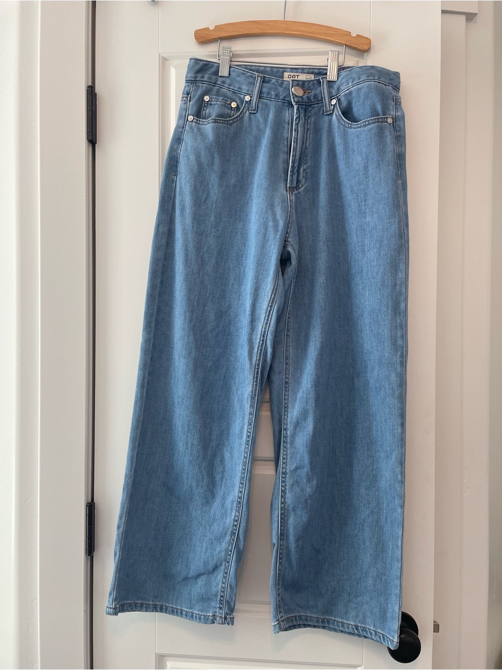 Oat New York Light Blue Wide-Leg Cropped Jeans